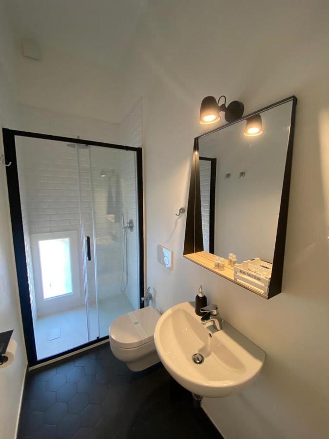 Four Lions Villa Guesthouse Pisa Bagian luar foto